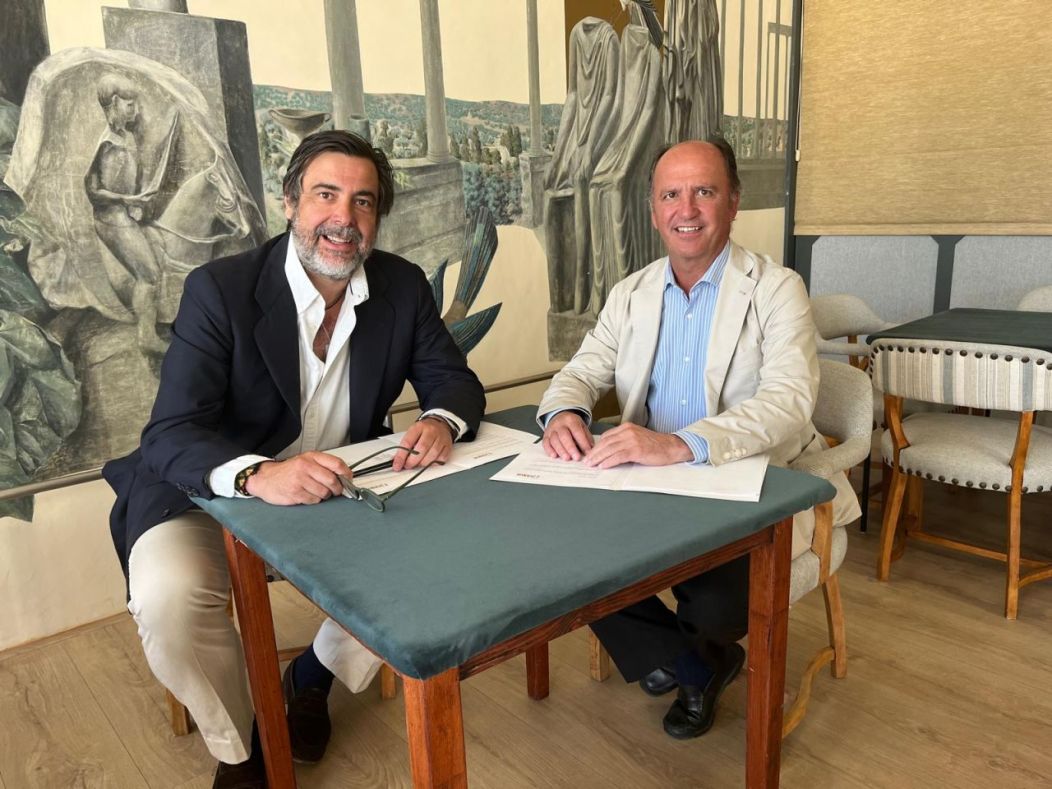 CESUR y el Real Club Pineda de Sevilla firman un convenio de colaboración